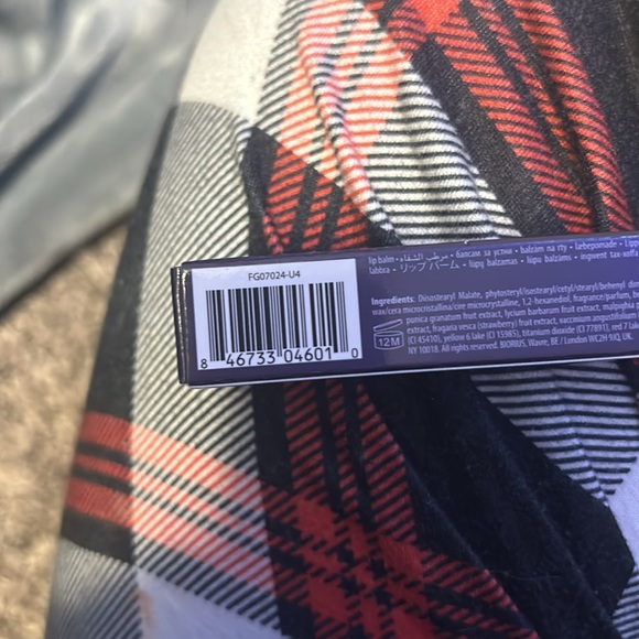 tarte maracuja juicy lip, shade rose - Picture 3 of 3